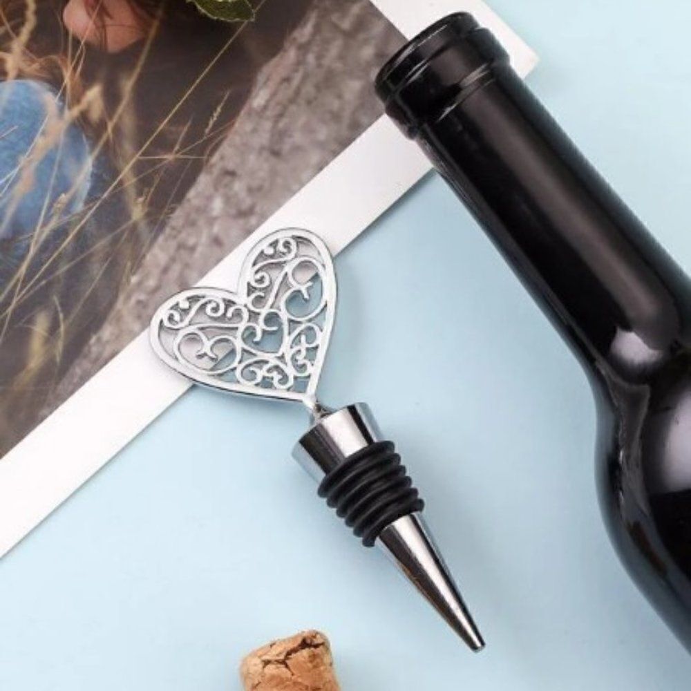 SILVER STAINLESS STEEL HEART WINE BOTTLE STOPPER